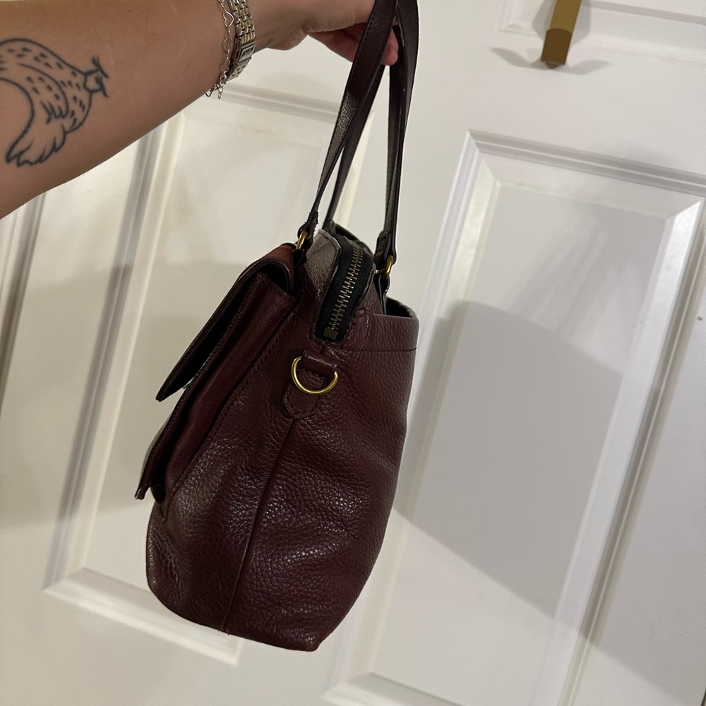 Fossil Burgundy Leather Handbag - Picture 3 of 12